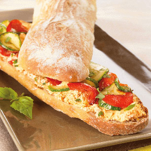 Provençaalse sandwich met groenten en Maredsous® Duiveltje Pikant